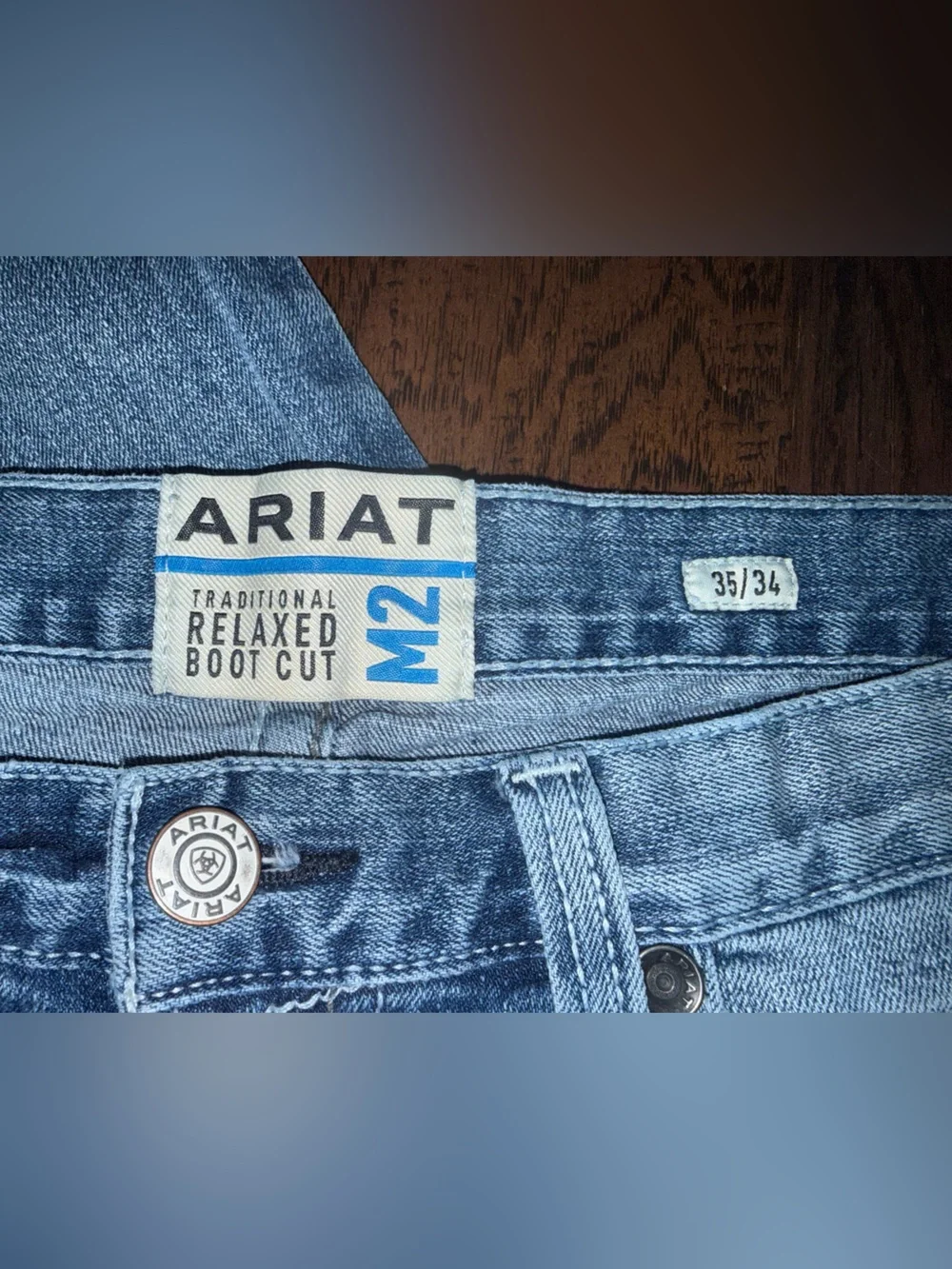 Men Ariat, Traditional Relaxed Bootcut, M2 “Shasta”, size 35 inseam 34 - Picture 4 of 5